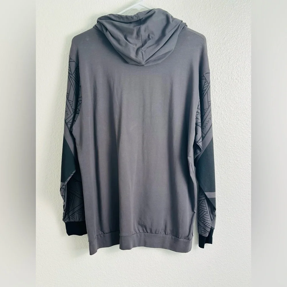 Tanoa Long Sleeve Pullover Unisex Shirt Size Medium